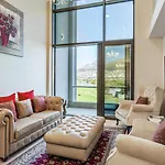 V&A Waterfront Luxury By Nivar
